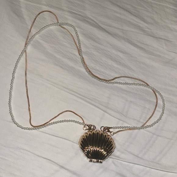 Shell Summer Bag - Picture 1 of 3